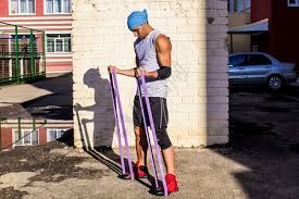 少一人的切尔西让阿森纳犯难，英超争冠从来不乏拼桌的