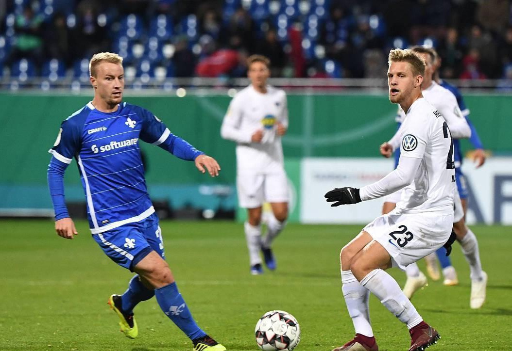 的快攻配合 的快攻配合